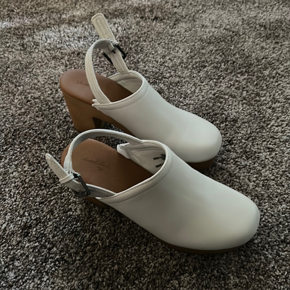 Women's Watson Clogs - Universal Thread™ Size 8.5